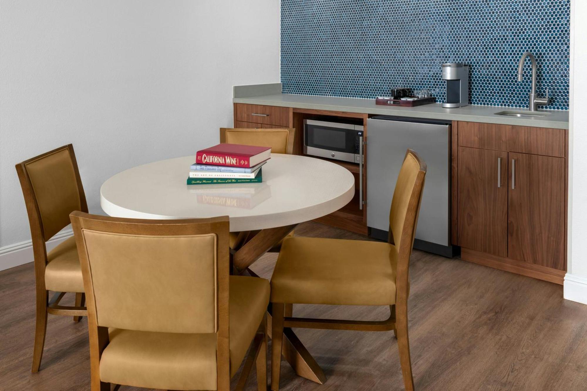 Courtyard Palo Alto Los Altos Экстерьер фото